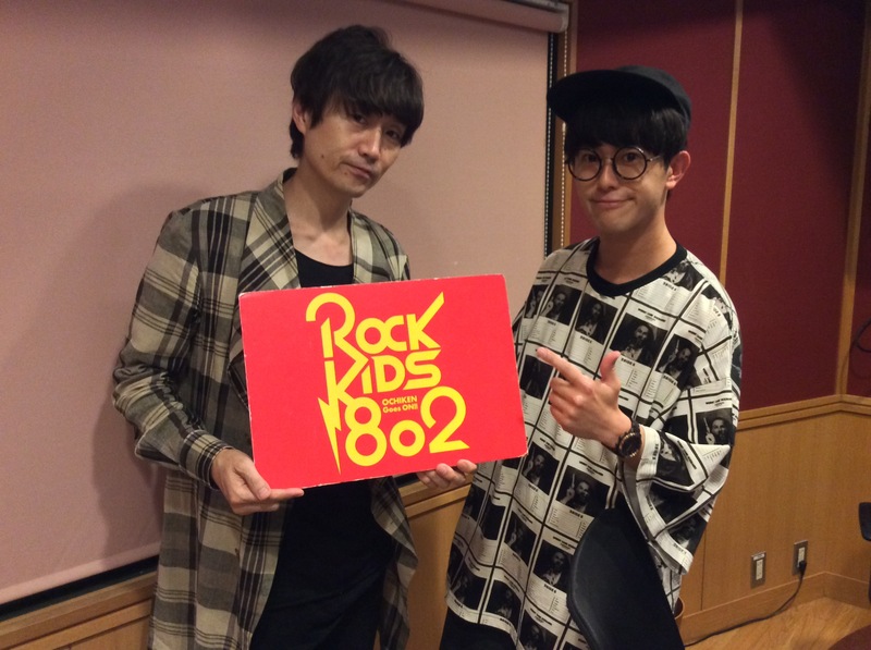 現在 #RK802 に << BLUE ENCOUNT（@BLUEN_official） >> が生出演中!!