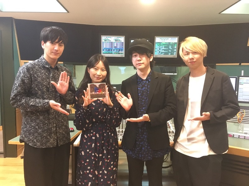 #起きたら802 GUEST : Mrs. GREEN APPLE( @AORINGOHUZIN )
