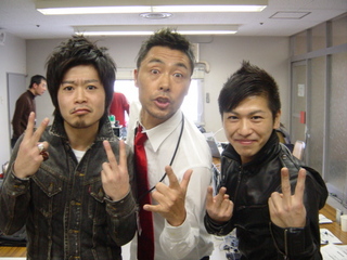 気合十分☆THEイナズマ戦隊登場！