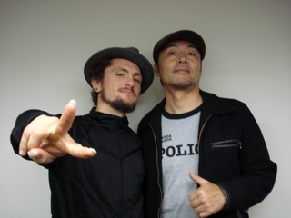 THE JOHN BUTLER TRIO登場♪