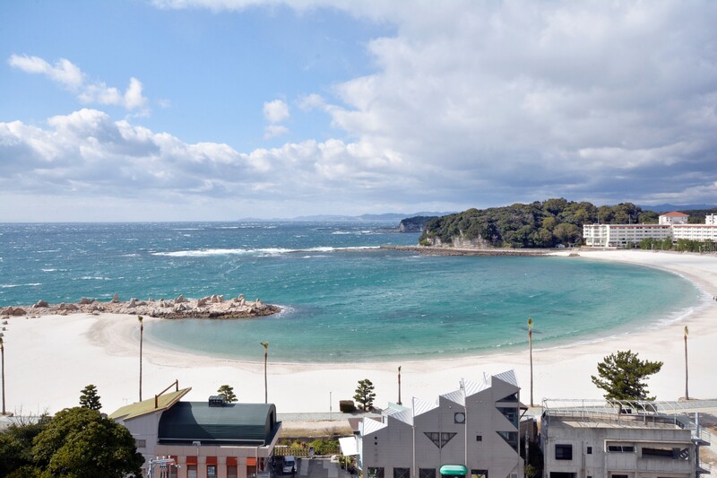 ◎ 赤い風船 Fresh & Relax 今日ご紹介したのは 「南紀白浜」！ ◎ #起きたら802