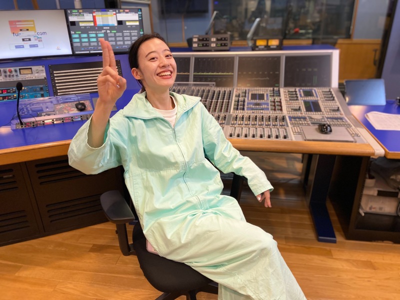 *** from 塩塚モエカ( #羊文学 ) @hitsujibungaku @moekashiotsuka #moni802