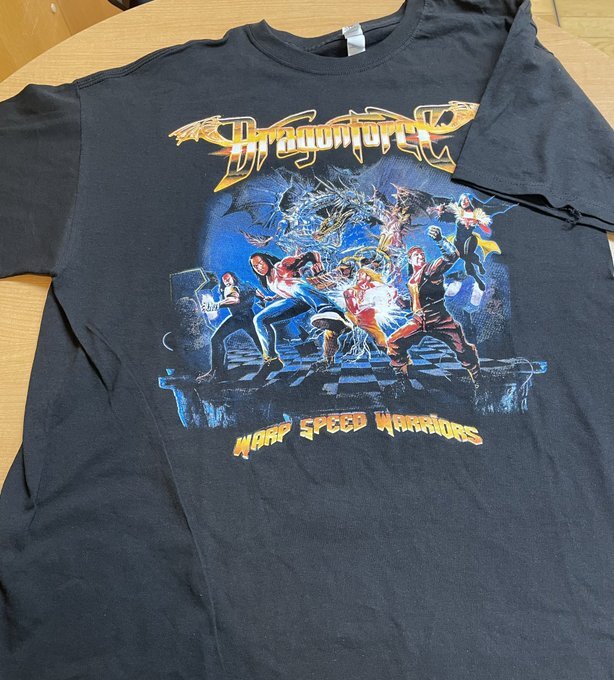 今夜のPRESENT☆DragonForceのTシャツ