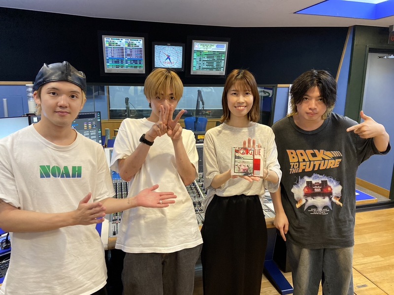 GUEST: ammo @ammo__official #FM802 #起きたら802