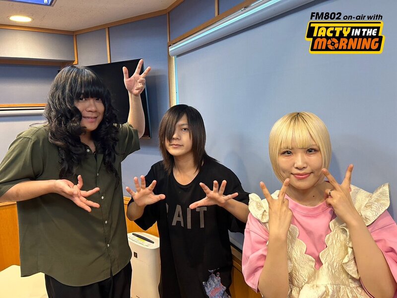 【9/24(火) COMMENT GUEST ：ヤバイTシャツ屋さん （@yabaT_official）】