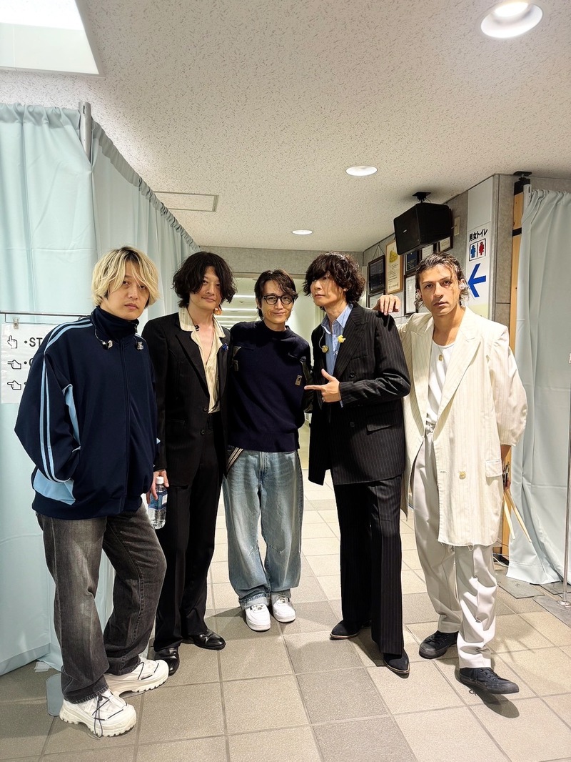 今週は >>> THIS FES RADIO