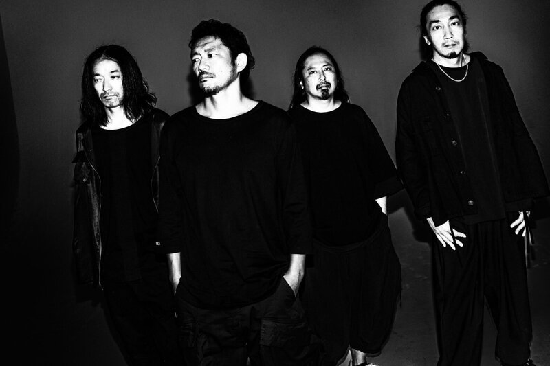 本日のメニュー！BRAHAMAN・TOSHI-LOW(@tacticsrecords) 登場！ #HOT802