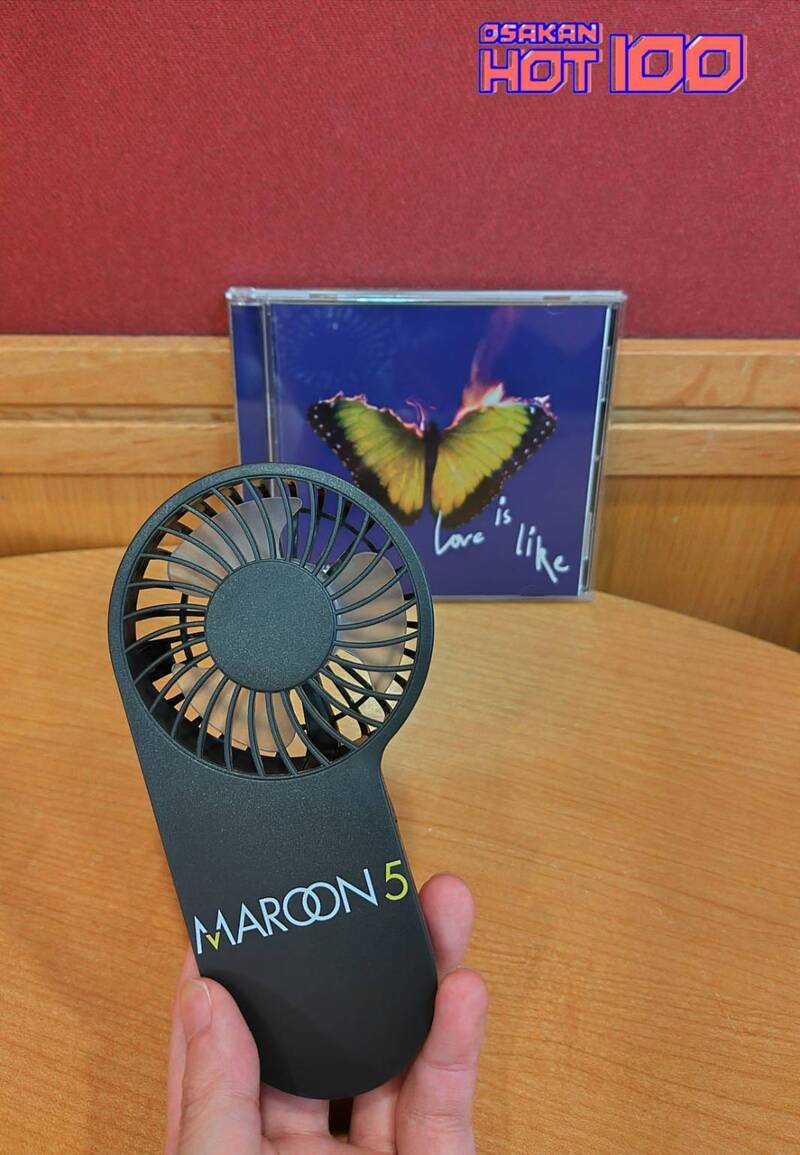 電話でNo.1予想をして【 Maroon 5 オリジナル・ハンディ・ファン 】をゲット！ #HOT802