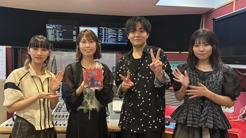 GUEST : berry meet @berry_meet_