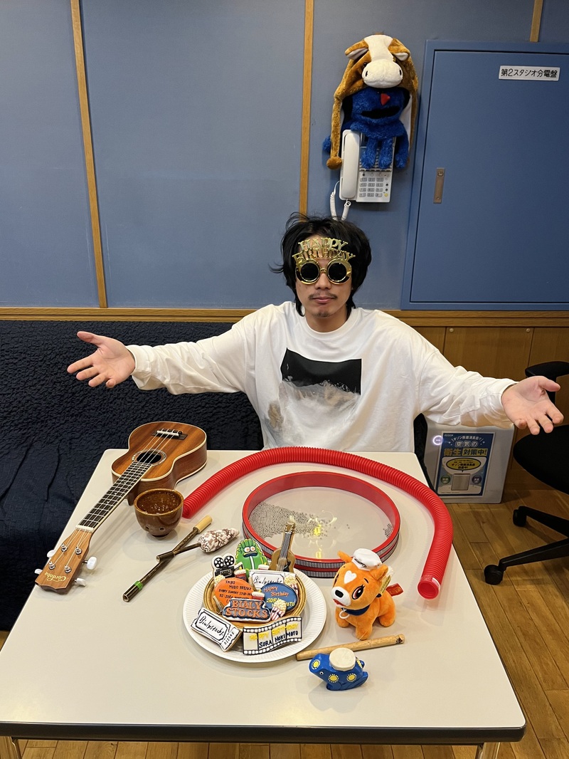 *** from Bialystocks 甫木元空 (@bialymusic / @toratorasora)