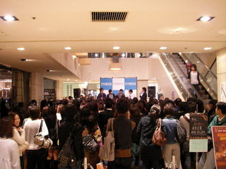 アジカン登場！