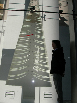 来月25日まで多目的スペース「Dバ」に登場したのが