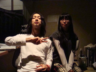 COUNTDOWN JAPAN08/09WESTの会場から生中継！！