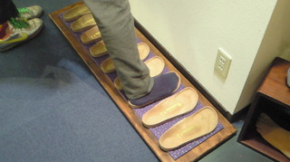 何をしているかというと