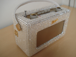 ロバーツラジオスワロフスキーモデル