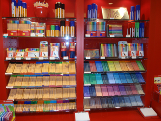 エトランジェ ディ コスタリカ