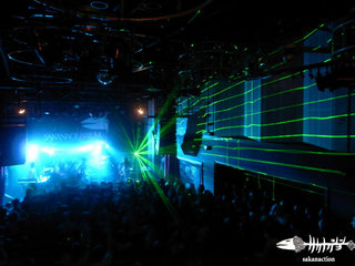 土井コマキです