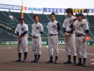 映画「ROOKIES-卒業-」公開直前企画☆ROCK KIDS CREWとんちゃん「ROOKIES IN 甲子園」潜入調査！！