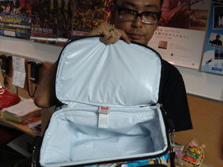 バートンのスピーカー付きクーラーバック『LIL BUDDY(リル バディ)』