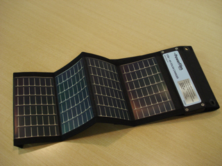 タケダRefresh moment★PowerFilm USB+AAソーラーチャージャー