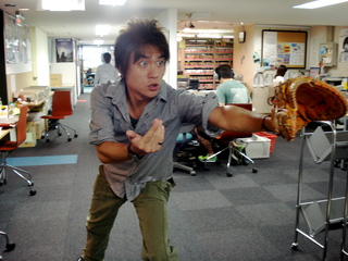 ８番ファーストSAKAIくん！