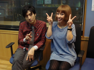 今夜の特別ゲスト〜！続いては…