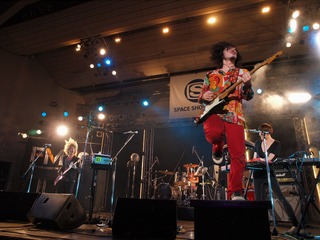 SWEET LOVE SHOWER 2010 SPRING★the telephones