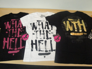 Avril LavigneのTシャツ