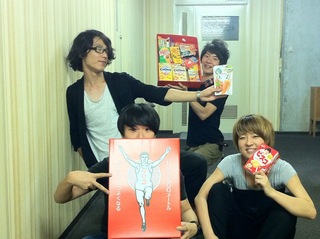 Sentimental Toy Palette　with  グリコBOX