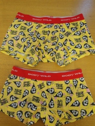 アーティストパンツプレゼント！髭パンツ！！