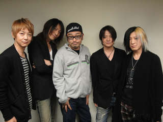GUEST：GLAY