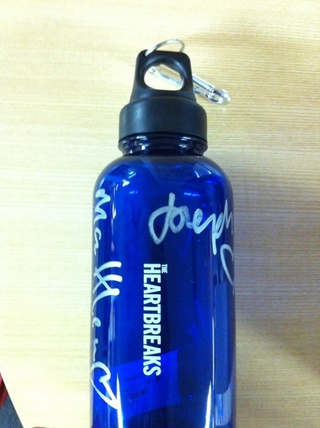 ★HEARTBREAKSからプレゼント★