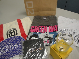 ★スペシャルウィーク「予想屋サンデー☆」アーティストグッズ大放出★