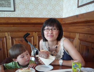 フィンランドのSUPERFINEメイト：西村サヒ教さん