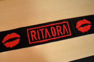 Rita Oraの「マフラータオル」