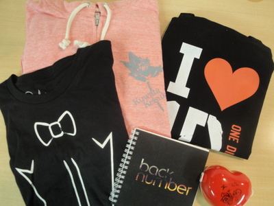 チャートイン・アーティストグッズ　プレゼント☆