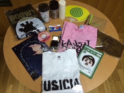 ☆SUNTORY J-HITS TOP20　今日のアーティストグッズは・・・☆
