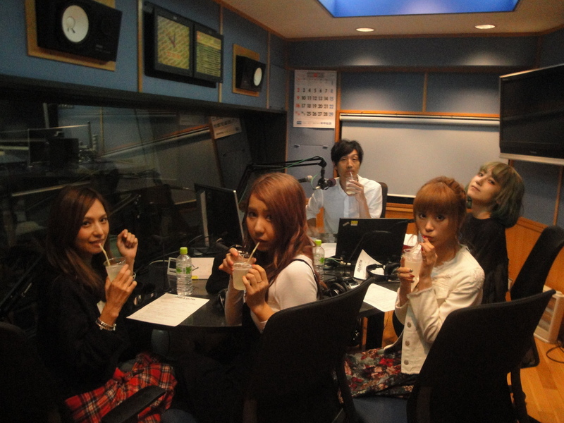 まもなく #RK802 にSCANDAL(@scandal_band)生出演！