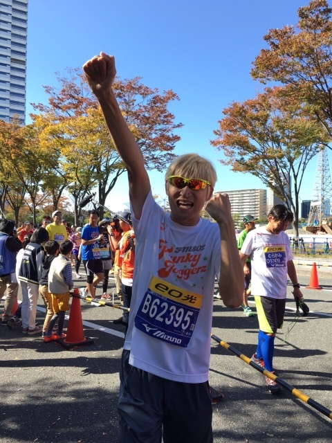 大阪マラソン　グッドモーニングアメリカ　たなしん　FINISH