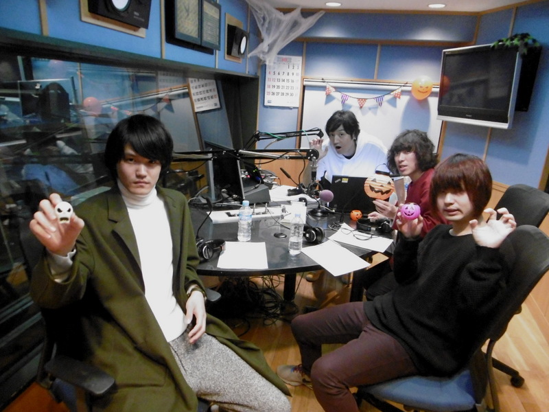 #RK802 に KANA-BOON（@_kanaboon）×シナリオアート（@Scenarioart）生出演中！