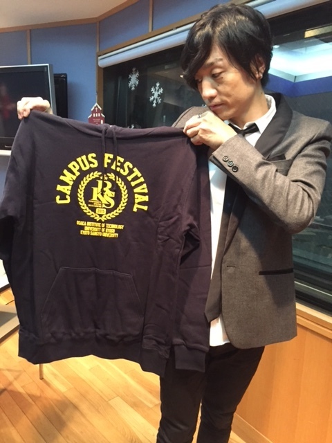 今夜の #RK802 はBUMP OF CHICKEN ＆ flumpool&TOTALFAT登場！幕張メッセで行われるRADWIMPSのライブ 10th ANNIVERSARY LIVE TOUR FINAL にライブレポーター”目撃者として”ペア1組招待！そしてPlayStation（R）Vita プレゼント！そしてそしてROCK KIDS 802 学園祭SPECIAL LIVE 祭！祭！祭！プレイバックO.A&コラボ学園祭パーカープレゼントもあり！