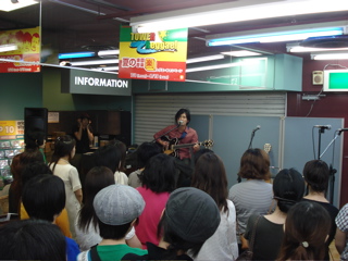 SECOND ROYAL presents SATORU ONOインストアライブ