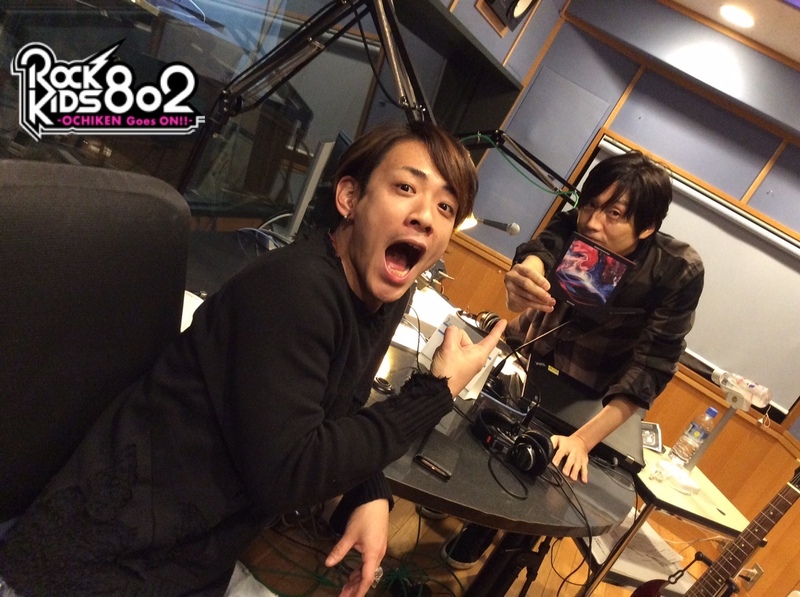 ただいま #RK802 にNothing’s Carved In Stone（@NCIS_BANDS）がスタジオ生出演中！